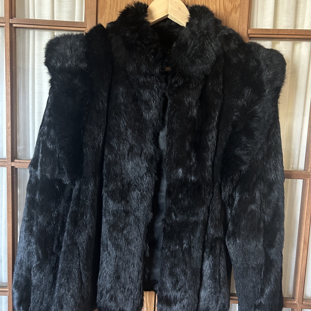Black Faux Fur Women's Coat - Elegant Warmth